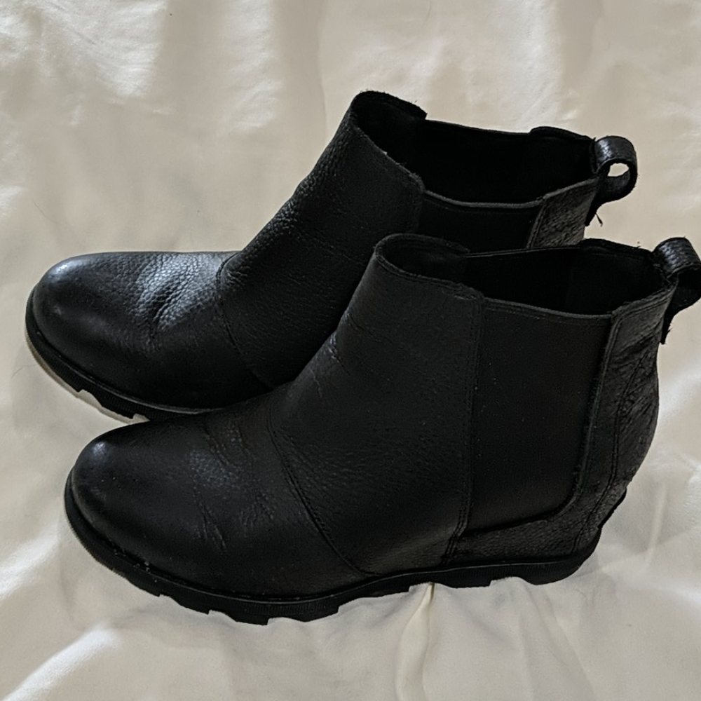 Sorel Lea Wedge Boots